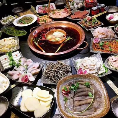 宁强重庆晓宇火锅高薪诚聘大堂经理，薪资高达5000元